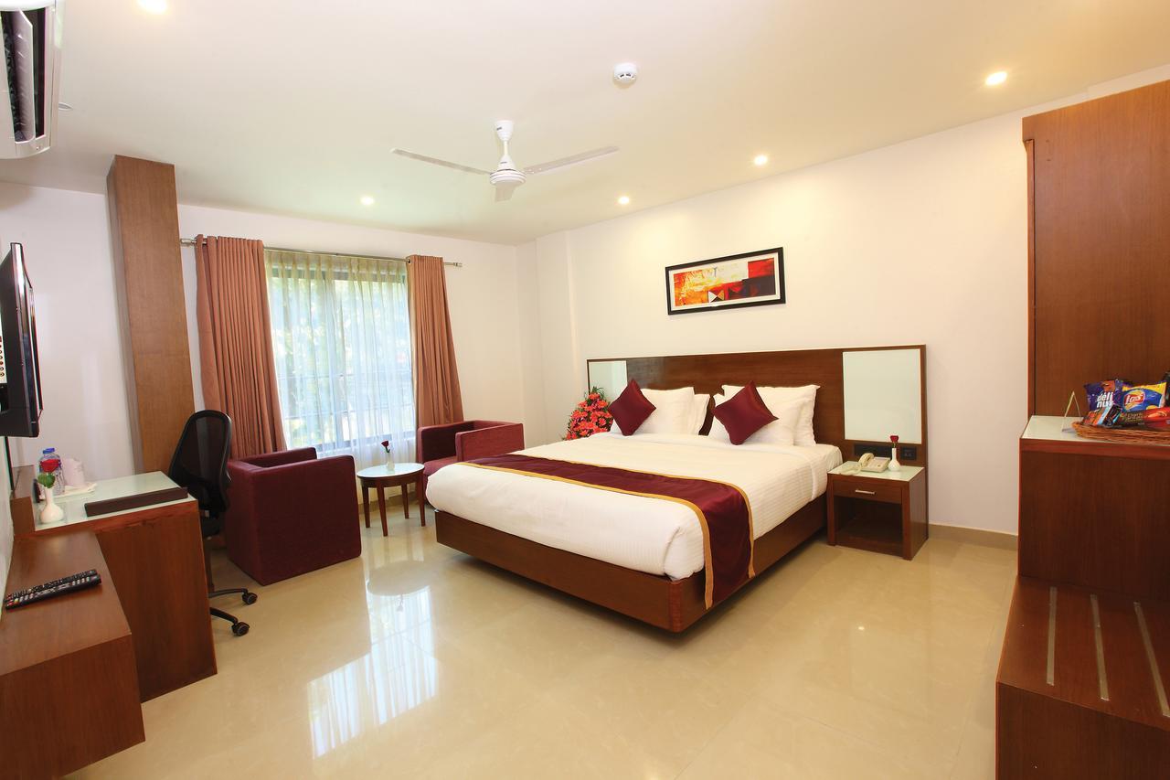 Hotel Park Residency Kozhancheri Luaran gambar